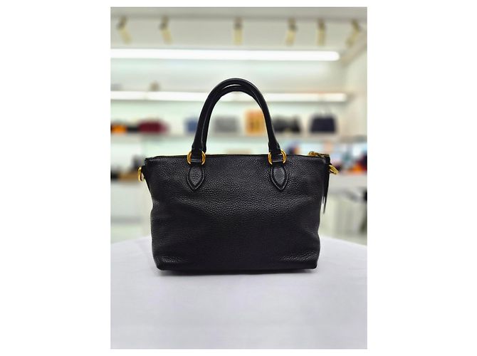 Prada Borsa Tote Piccola e Borsa a Tracolla in Vitello Daino - vista 15
