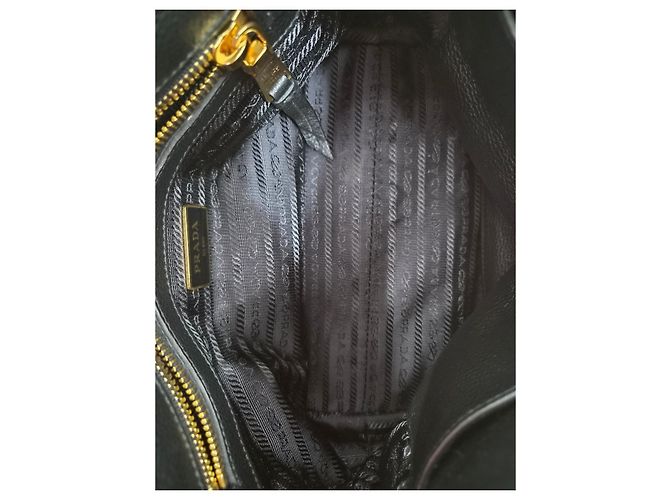 Prada Borsa Tote Piccola e Borsa a Tracolla in Vitello Daino - vista 8