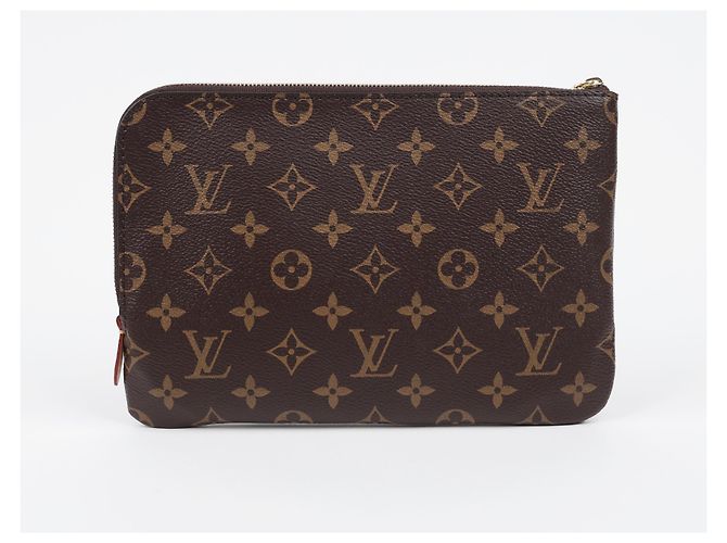 Louis Vuitton Etui Voyage PM Monogram Canvas Clutch - vista 3