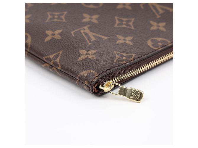 Louis Vuitton Etui Voyage PM Monogram Canvas Clutch - vista 7