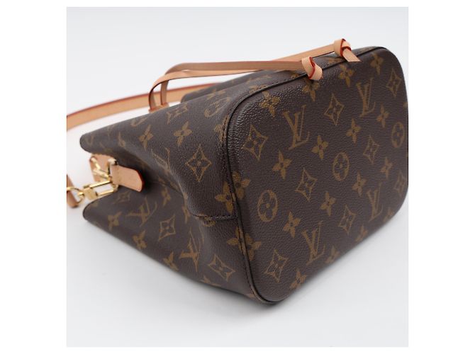 Néonoé Borsa Louis Vuitton Neo Noe BB Monogram - vista 8