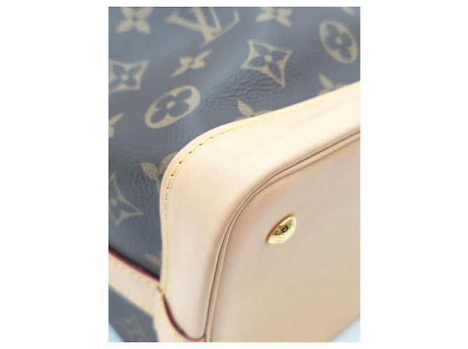 Bolso Louis Vuitton Noe BB Monogram - vista 10
