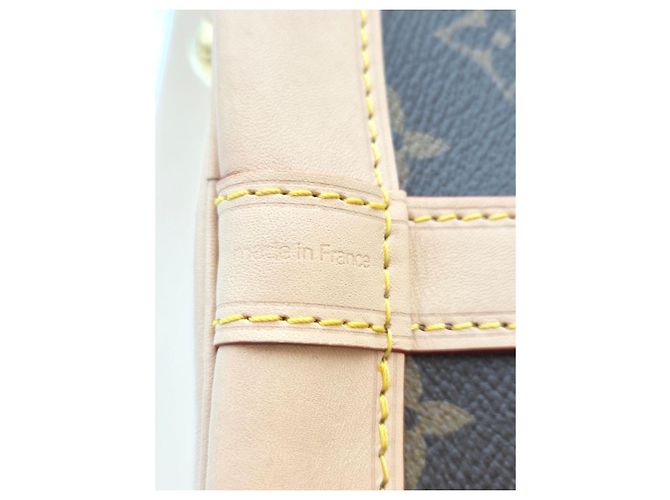 Bolso Louis Vuitton Noe BB Monogram - vista 14
