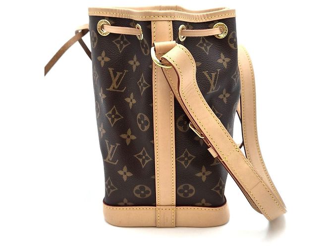 Bolso Louis Vuitton Noe BB Monogram - vista 8