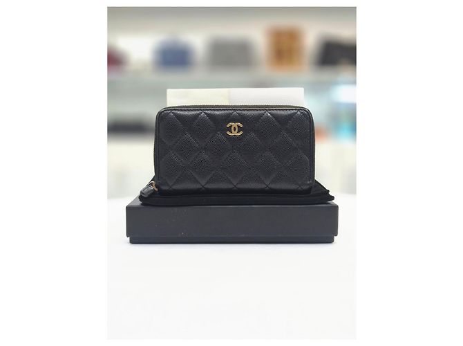 Chanel Boy Small Jeep Around Wallet Medium Wallet Series - vista 2