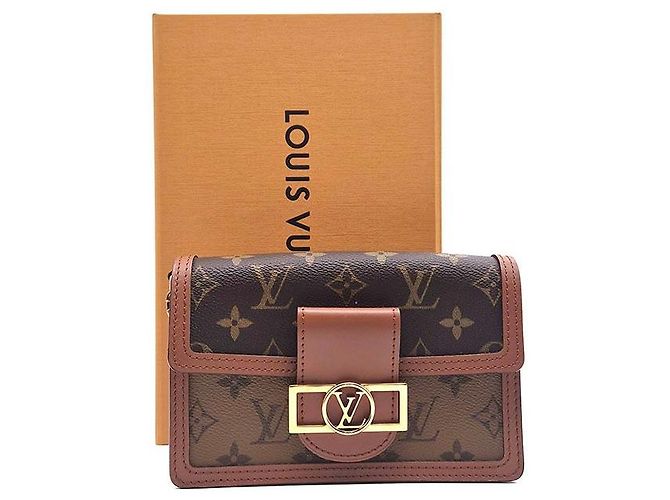 Louis Vuitton Portafoglio con catena Dolphin Monogram - vista 8