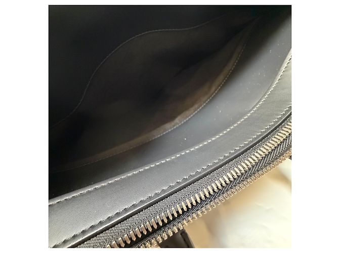 Louis Vuitton Borsetta Brooks Epi Leather Black - vista 13