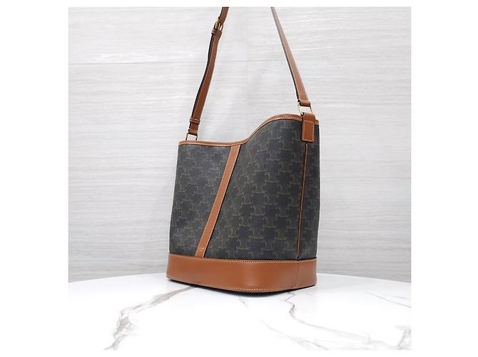 Céline Bolso Bucket Medium de Lona Triomphe Marrón - vue 2