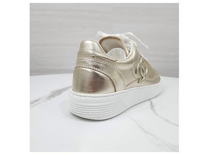 Chanel Sneakers dorate laminate - vista 7