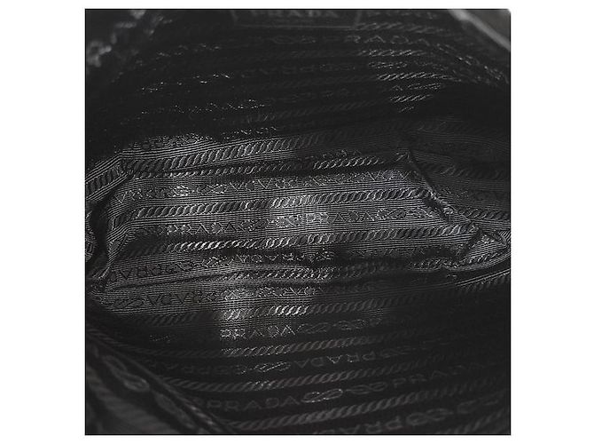 Prada Borsa a tracolla Re-Edition in nylon nera - vista 9