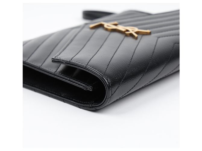 Autre Marque Clutch matelassé Logo Monogram Gold - vista 11
