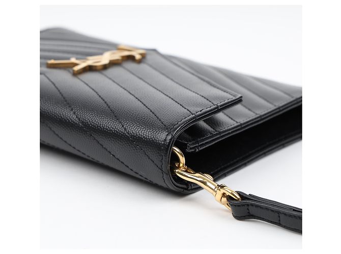 Autre Marque Clutch matelassé Logo Monogram Gold - vista 12