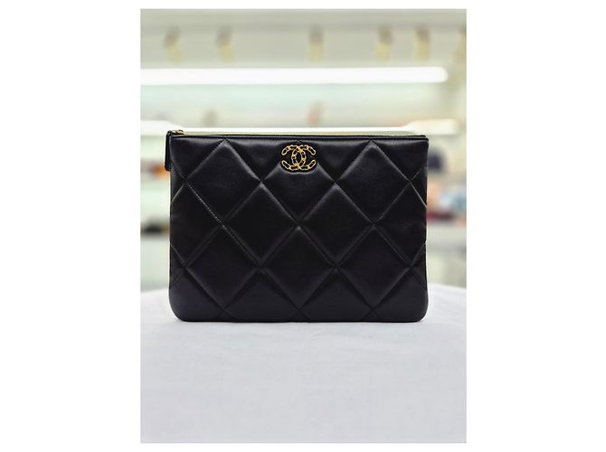 Chanel Clutch media in lambskin - vista 10