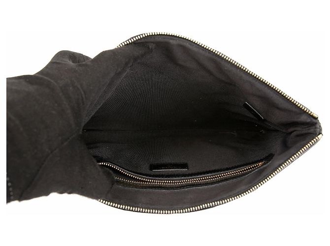 Chanel Clutch in pelle d'agnello matelassé nera con perle CC - vista 13