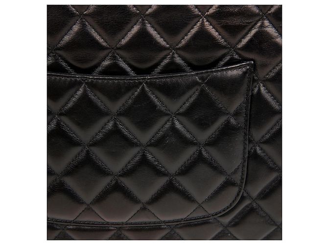 Chanel Clutch in pelle d'agnello matelassé nera con perle CC - vista 4