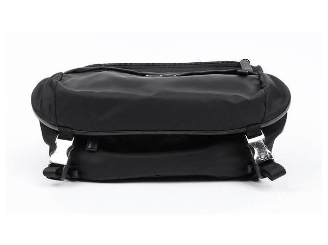 Prada Borsa a tracolla in Re-Nylon e pelle Saffiano Nero - vista 8