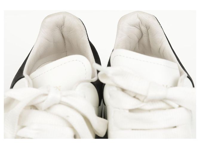 Alexander Mcqueen Baskets Oversole White Black Tab - vue 6
