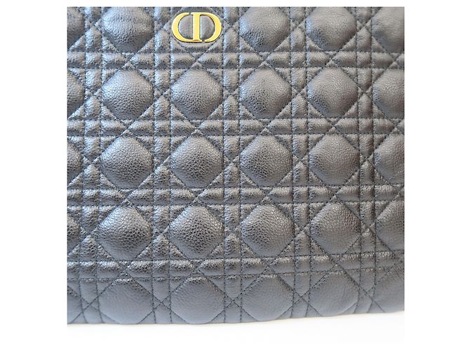 Dior Borsa Clutch Caro Daily Large Cannage Nera e Dorata - vista 2