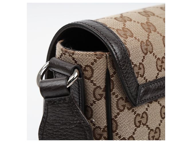 Gucci Canvas Messenger Bag mit Klappe - Ansicht 11