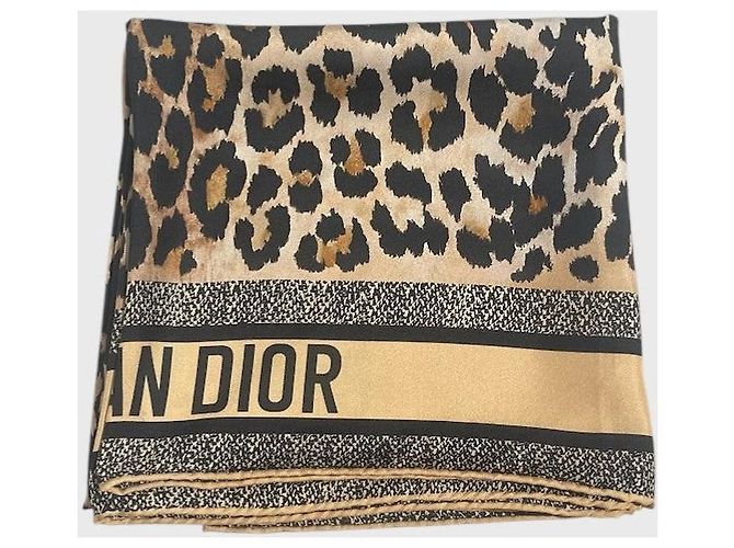Lenço Dior leopardo castanho - vista 6