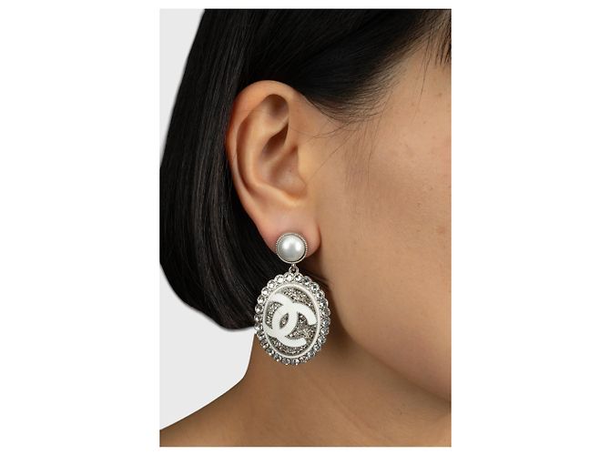 Chanel medaillon Ohrringe - Ansicht 7