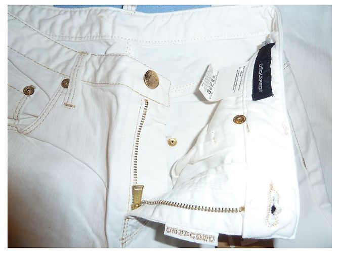 Dsquared2 Jeans bianchi con ricamo dorato - vista 13