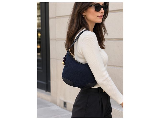 Gucci Hobo shoulder bag black canvas GG monogram - view 9