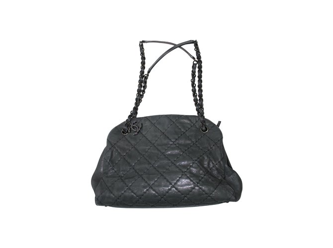 Chanel Sac Mademoiselle en cuir matelassé Noir Gris anthracite  ref.5031