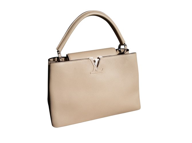 Capucines Louis Vuitton Handbags Beige Leather  ref.5465