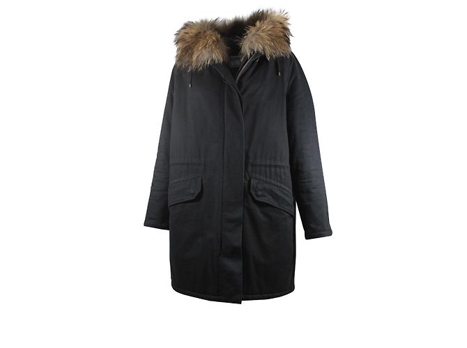 Yves Salomon Abrigos, Ropa de calle