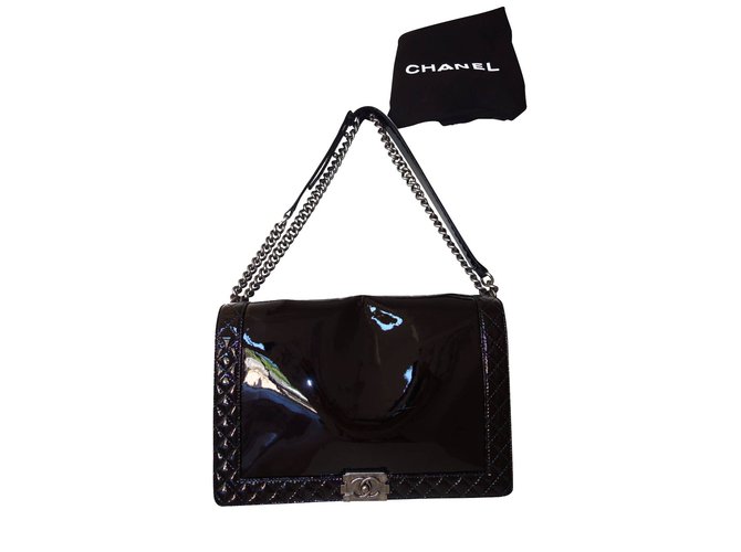 Boy Chanel Handbags Black Patent leather  ref.5895