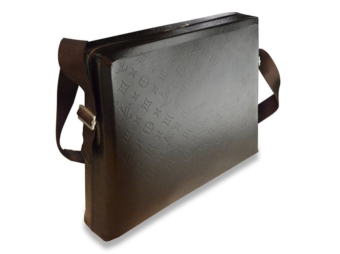 Louis Vuitton Taschen Aktentaschen Braun Lackleder  ref.5909
