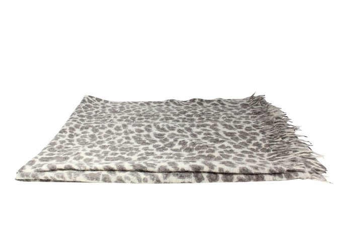 Gerard Darel Scarves Leopard print Wool  ref.5992