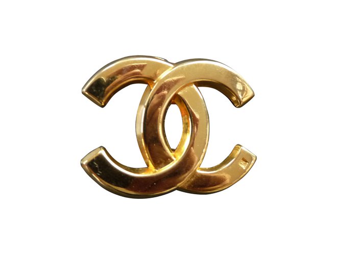 Chanel Pins & Broschen Golden Vergoldet  ref.6320