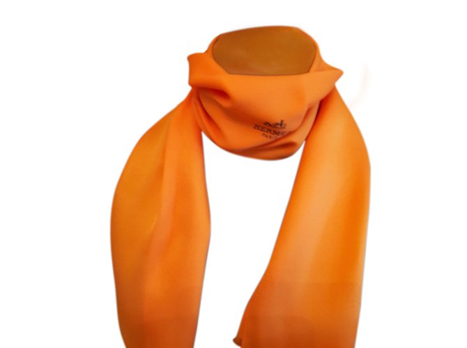 Hermès Scarves Orange Silk  ref.6330