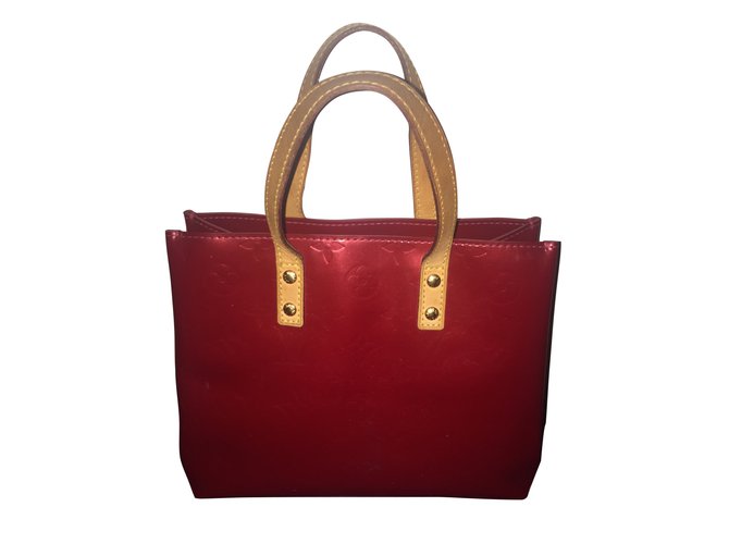 Louis Vuitton Handtaschen Rot Leder  ref.6355