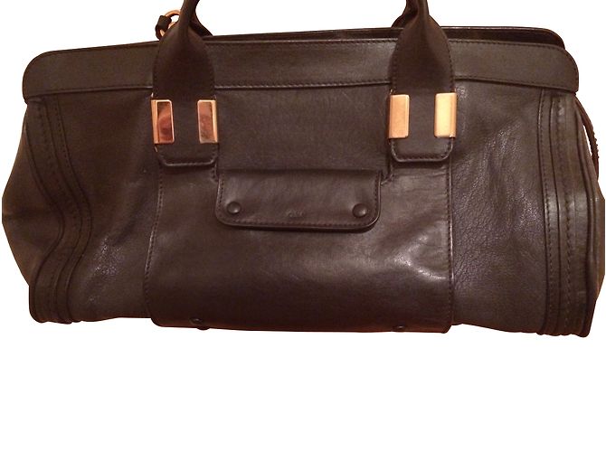 Chloé Handtasche aus Leder mittlere Größe dunkle Farbe