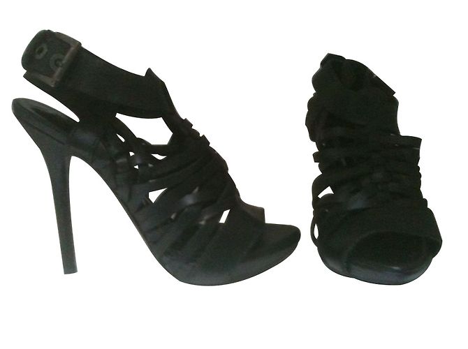 Zara Sandalen