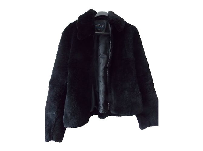 Red Soul Coats, Outerwear Black