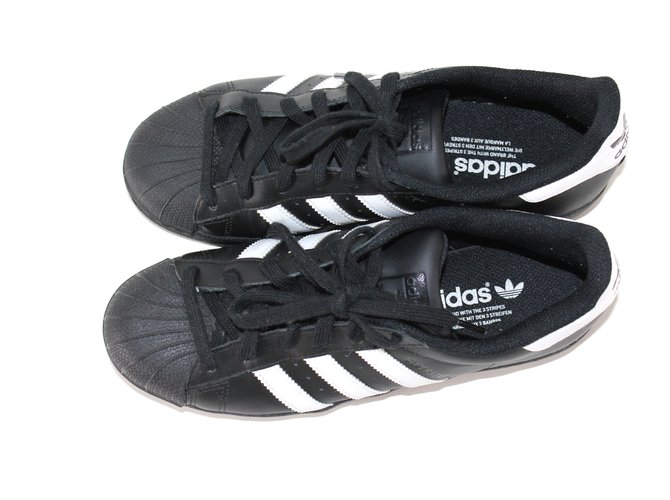Adidas Sneakers Black Leather  ref.7434