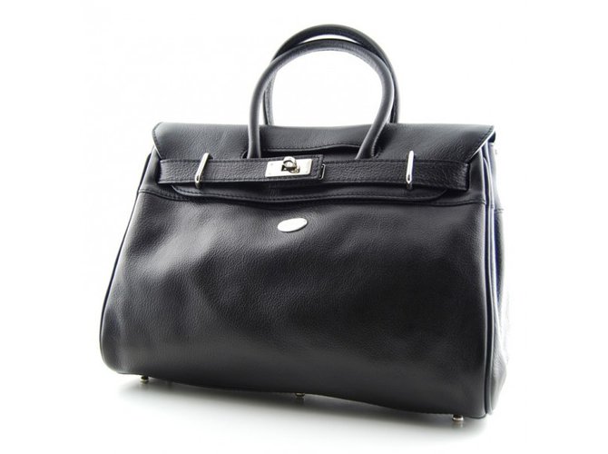 Mac Douglas Handbags Black Leather  ref.7543