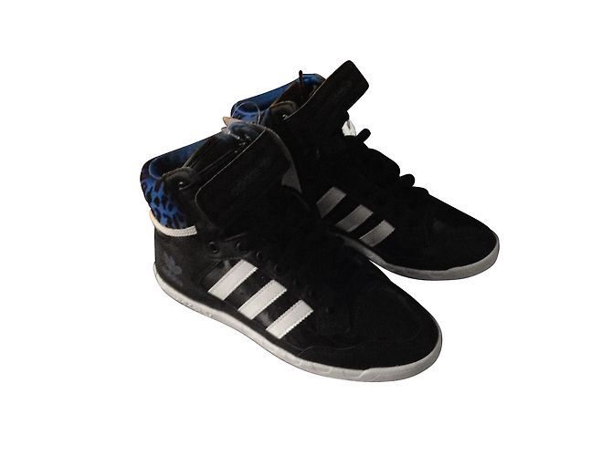 Baskets Adidas en cuir noir et bleu 36