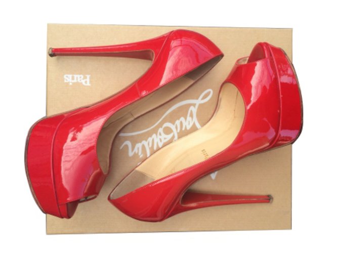 Christian Louboutin Heels Red Patent leather  ref.7954