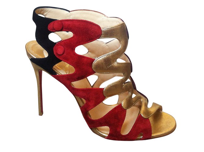 Christian Louboutin Heels Multiple colors Leather  ref.8083