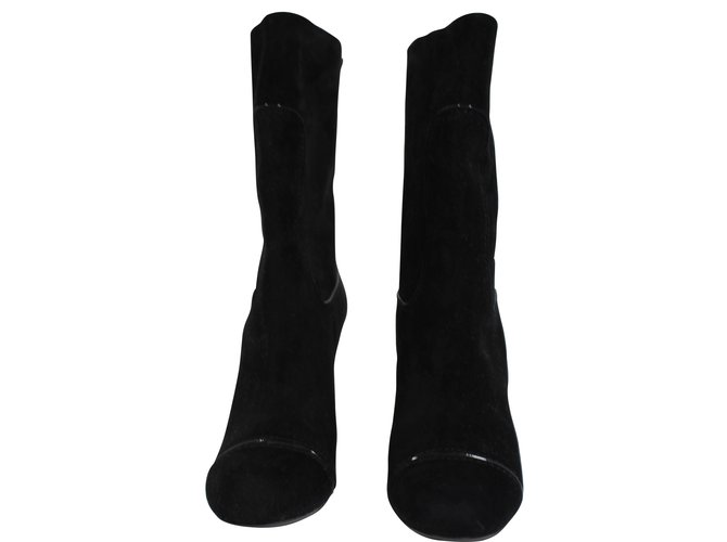 Louis Vuitton Ankle Boots Black Suede  ref.8656