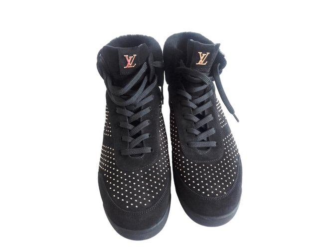 Louis Vuitton zapatillas Negro Gamuza  ref.9275