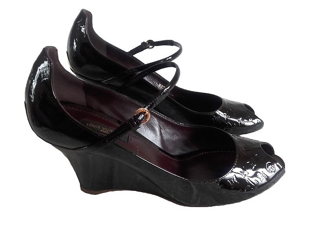 Louis Vuitton Amarante Patent Leather Monogram Wedge Heels