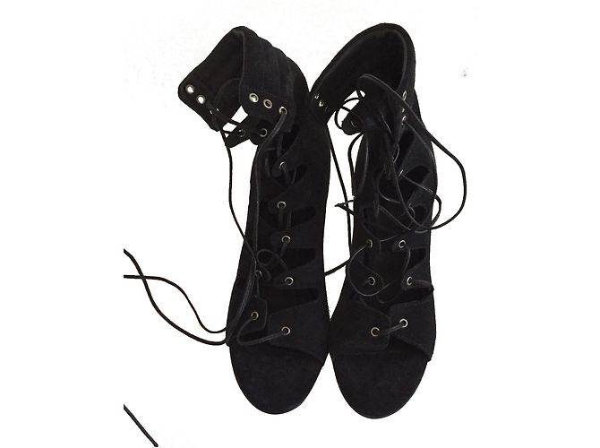 Escarpins Maje en peau de daim noir Taille 39