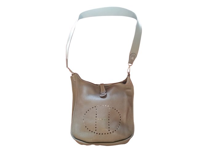 Hermès Handbags Taupe Leather  ref.9542