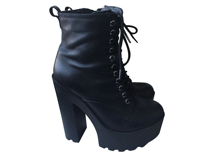 Steve Madden Ankle Boots